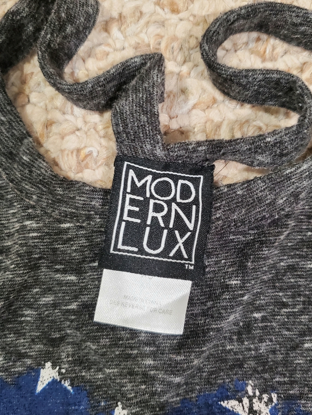 Modernlux "Kiss Of The USA"  Racerback Tank with American Flag Distressed Lips - Picture 5 of 6